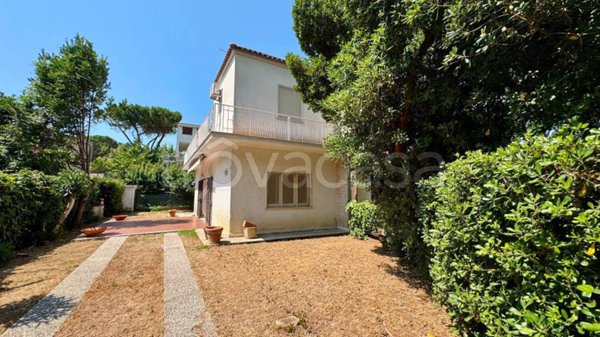 casa indipendente in vendita a Santa Marinella in zona Santa Severa
