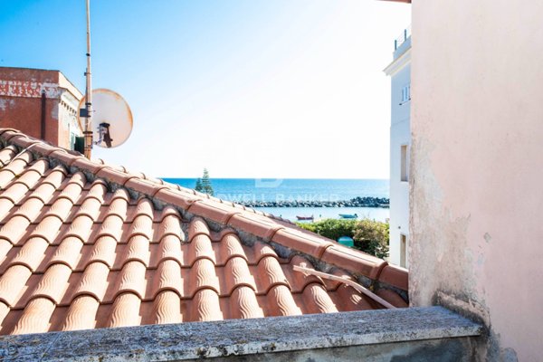 casa indipendente in vendita a Santa Marinella