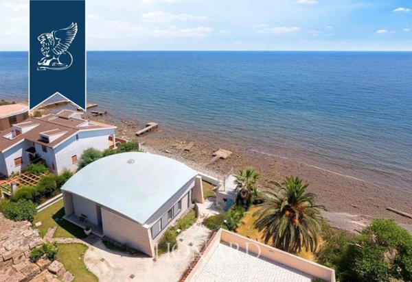 casa indipendente in vendita a Santa Marinella