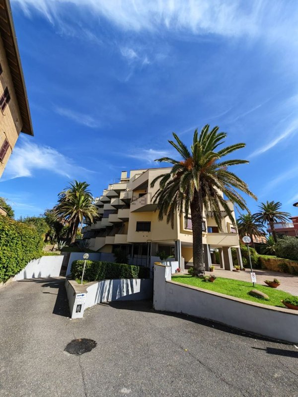 appartamento in vendita a Santa Marinella