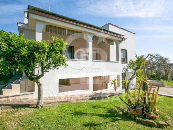 casa indipendente in vendita a Santa Marinella
