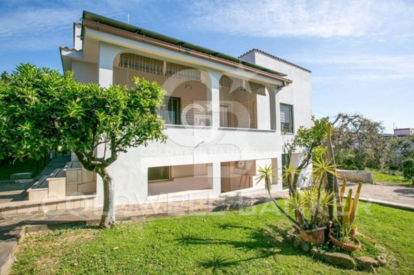 casa indipendente in vendita a Santa Marinella
