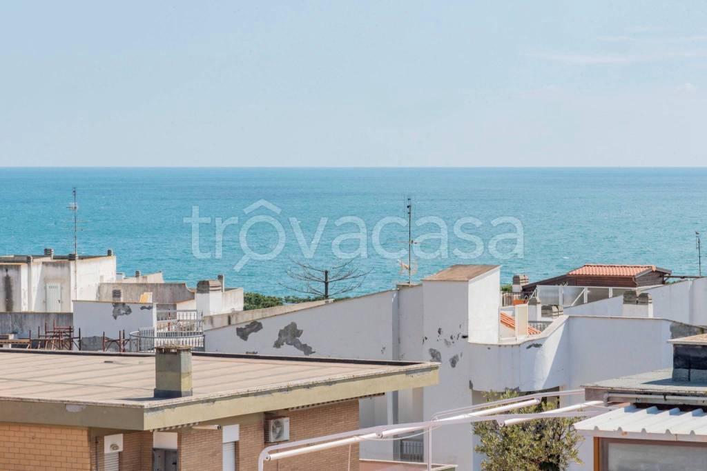 appartamento in vendita a Santa Marinella