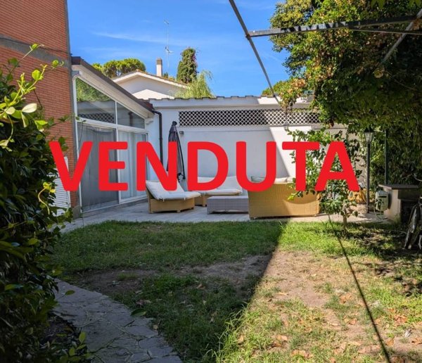 casa indipendente in vendita a Santa Marinella in zona Santa Severa