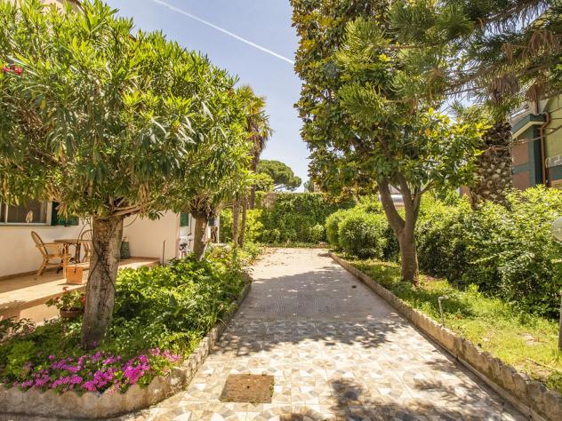 casa indipendente in vendita a Santa Marinella in zona Santa Severa