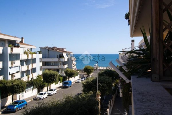 appartamento in vendita a Santa Marinella