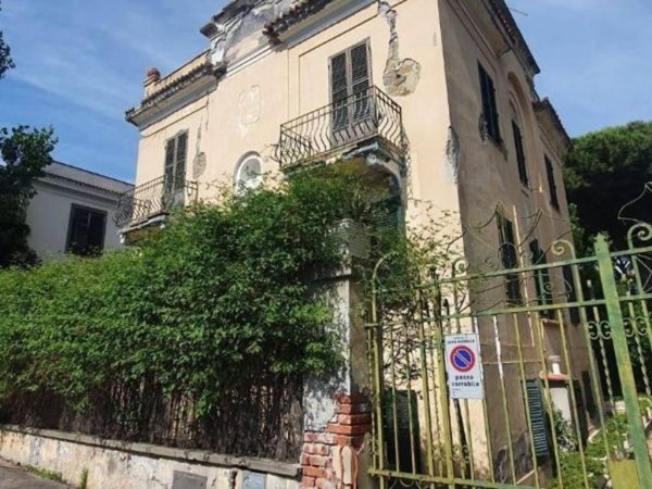 casa indipendente in vendita a Santa Marinella