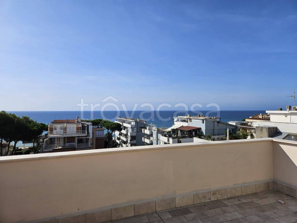 appartamento in vendita a Santa Marinella
