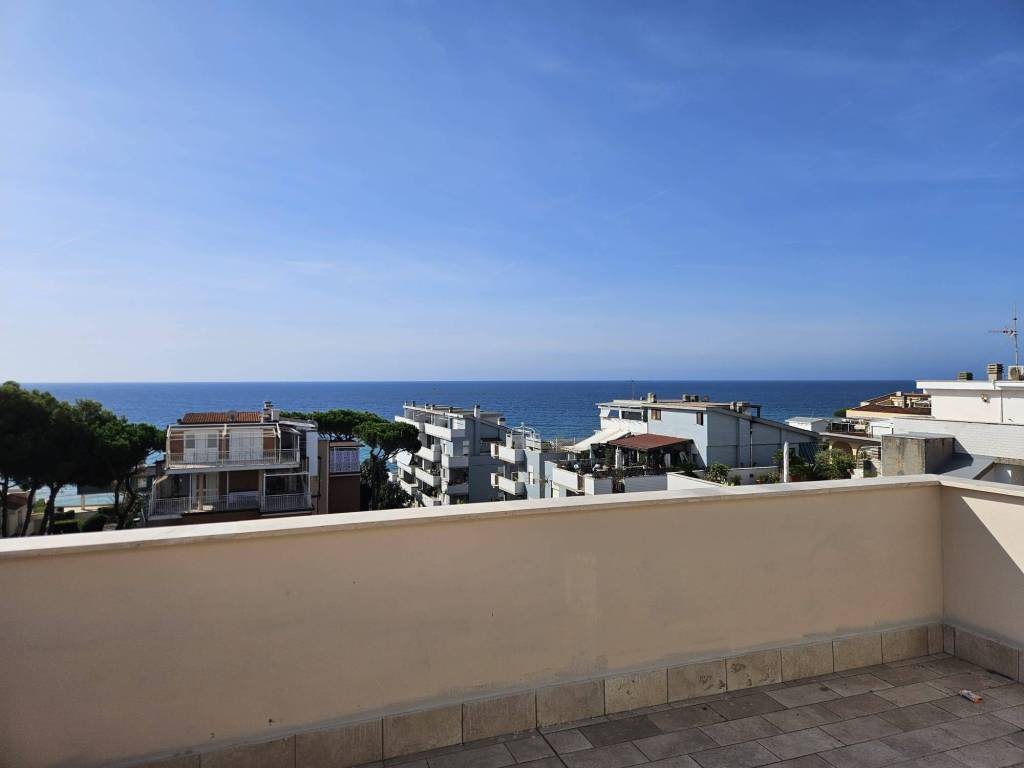 appartamento in vendita a Santa Marinella