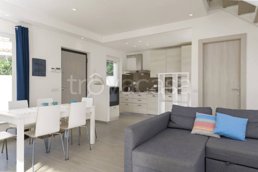 casa indipendente in vendita a Santa Marinella in zona Santa Severa