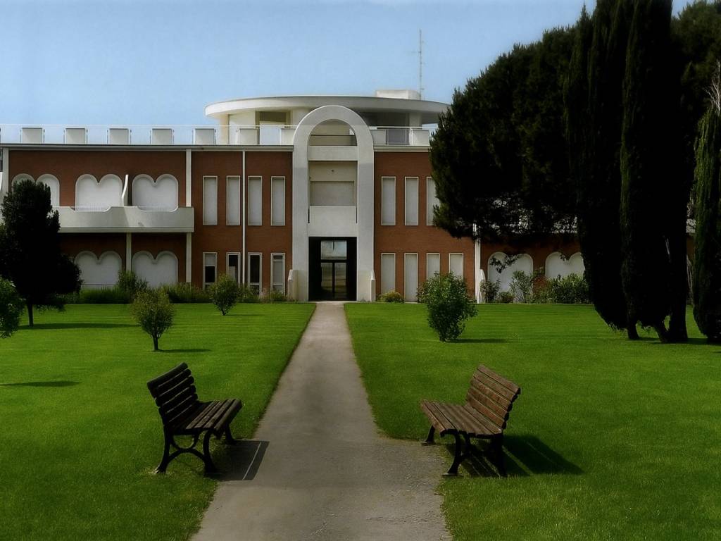 intera palazzina in vendita a Santa Marinella in zona Santa Severa