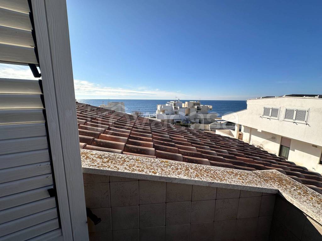 casa indipendente in vendita a Santa Marinella