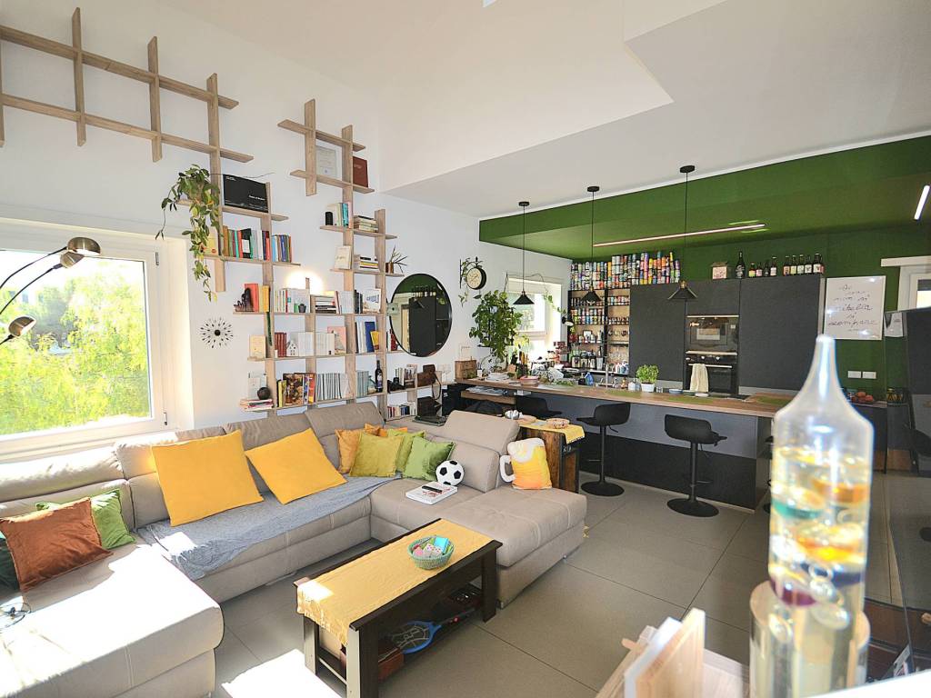 casa semindipendente in vendita a Santa Marinella