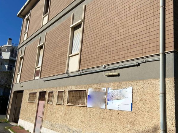 intera palazzina in vendita a Santa Marinella