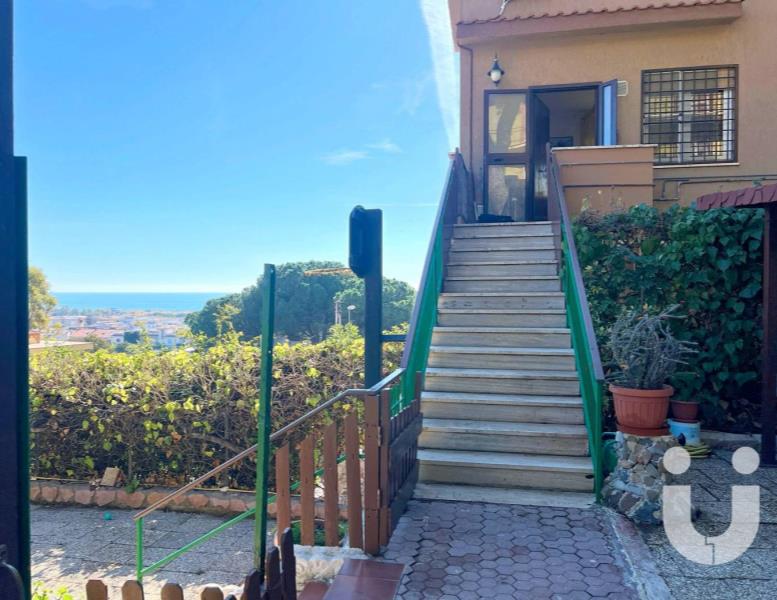 casa indipendente in vendita a Santa Marinella