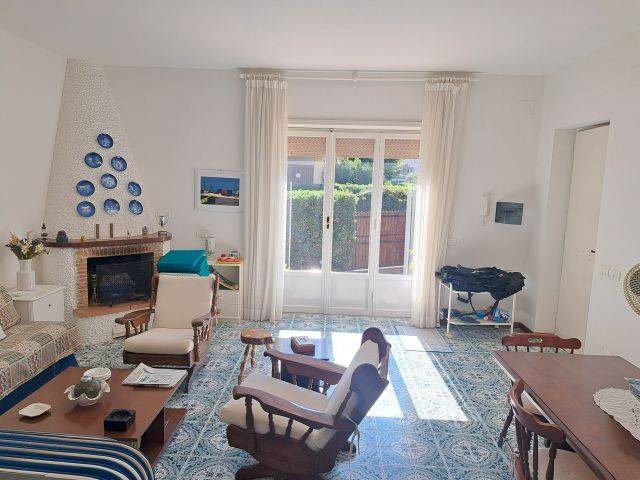 casa indipendente in vendita a Santa Marinella