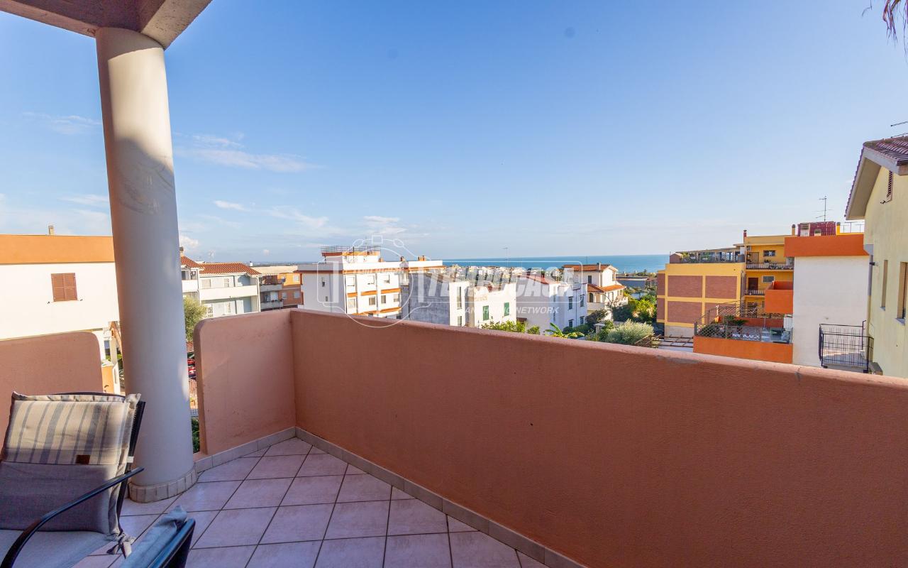 appartamento in vendita a Santa Marinella