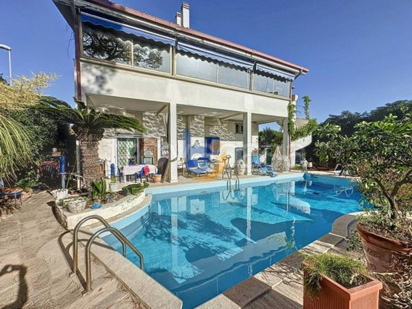 casa indipendente in vendita a Santa Marinella