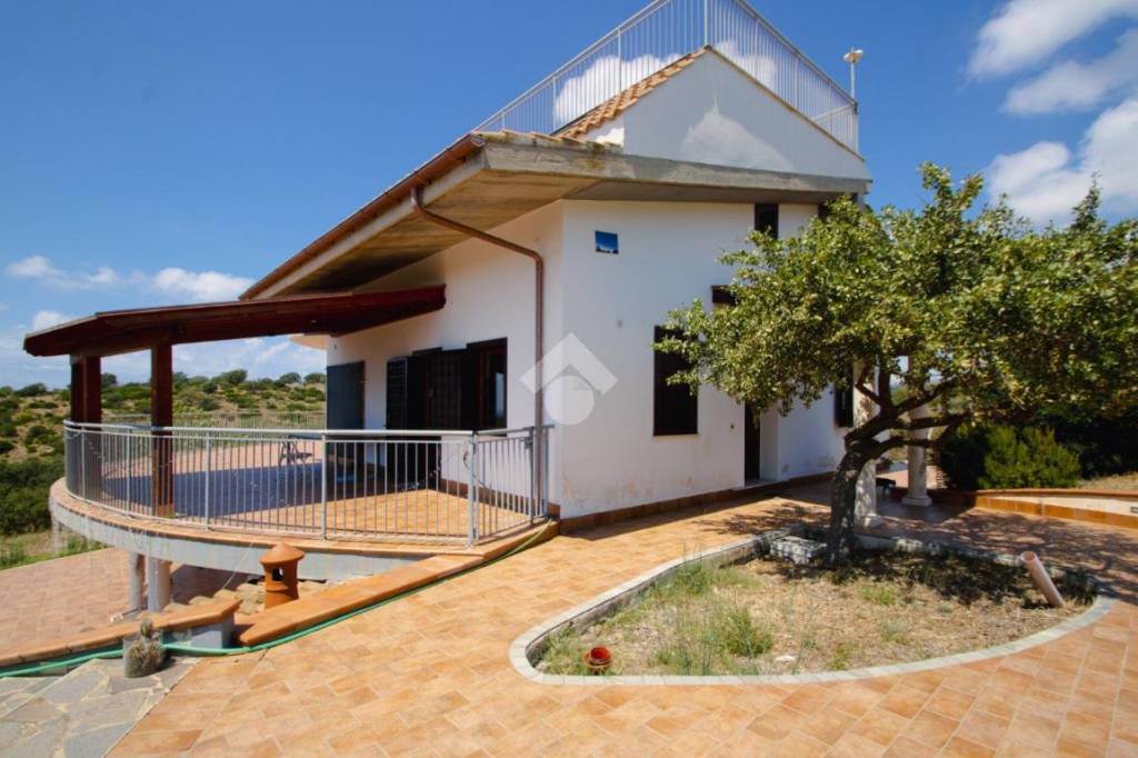 casa indipendente in vendita a Santa Marinella