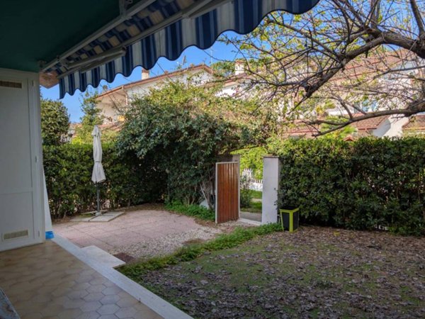 casa indipendente in vendita a Santa Marinella in zona Santa Severa