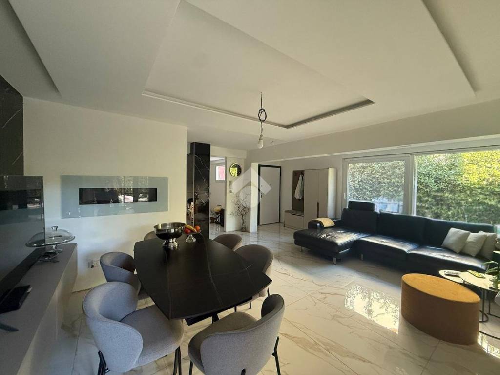 casa indipendente in vendita a Santa Marinella