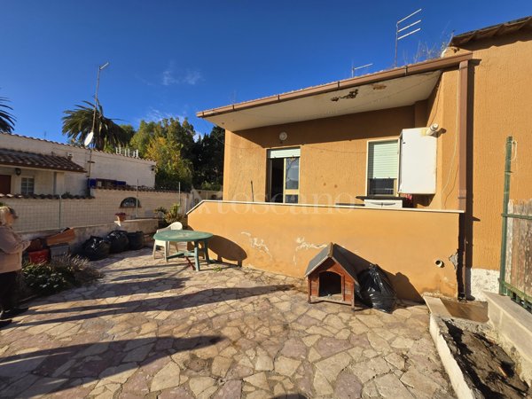 casa indipendente in vendita a Santa Marinella