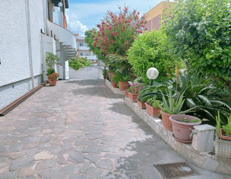 casa indipendente in vendita a Santa Marinella