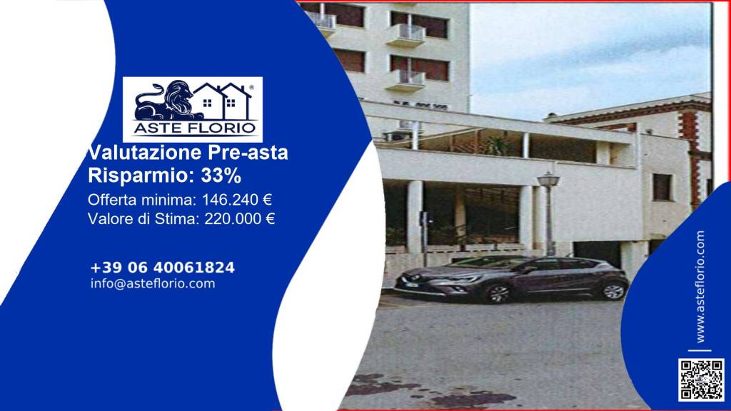 negozio in vendita a Santa Marinella