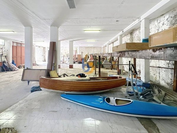 negozio in vendita a Santa Marinella