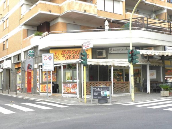 negozio in vendita a Santa Marinella