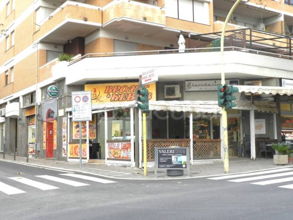 negozio in vendita a Santa Marinella