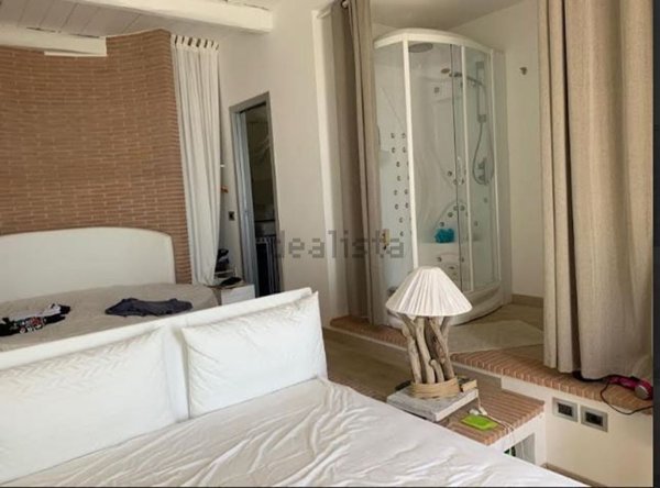 casa indipendente in vendita a Santa Marinella