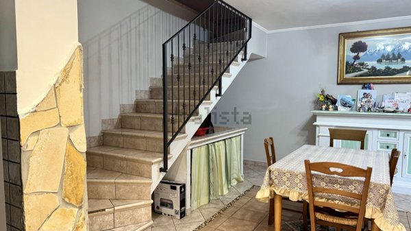 casa indipendente in vendita a Santa Marinella