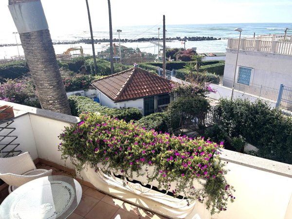 pentavano in vendita a Santa Marinella