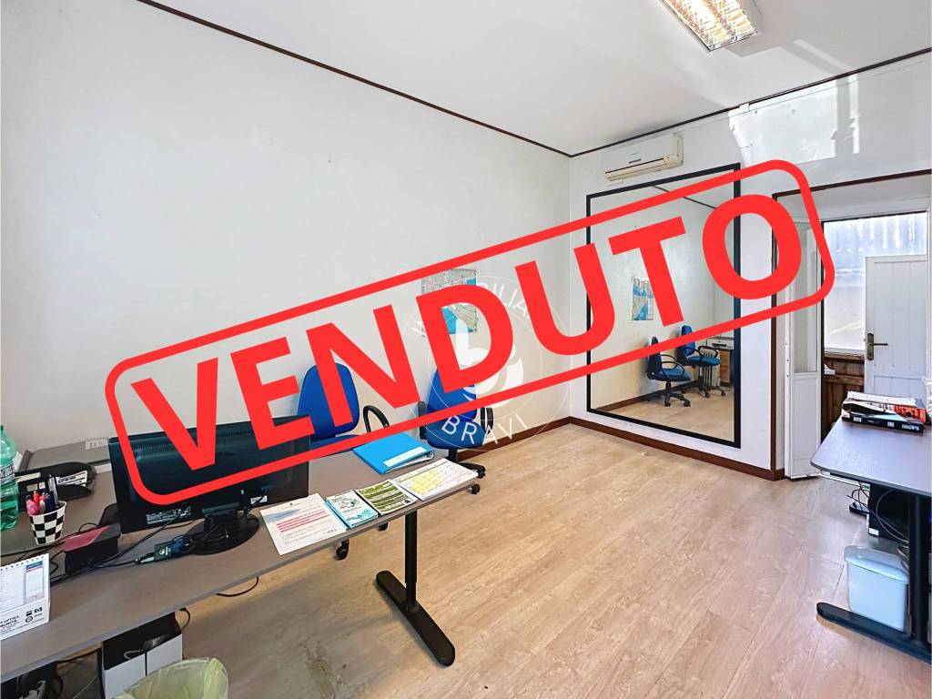 negozio in vendita a Santa Marinella