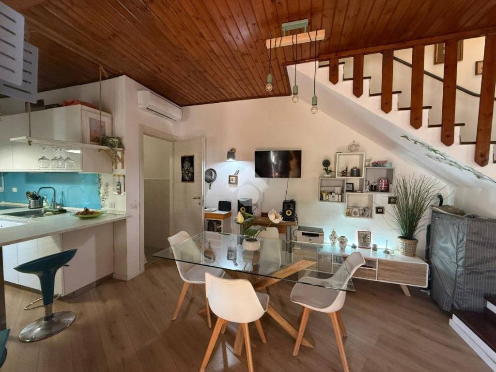 casa indipendente in vendita a Santa Marinella