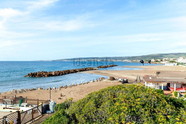 casa indipendente in vendita a Santa Marinella in zona Santa Severa
