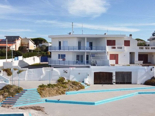 casa indipendente in vendita a Santa Marinella