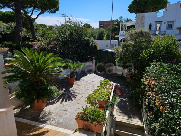 casa indipendente in vendita a Santa Marinella