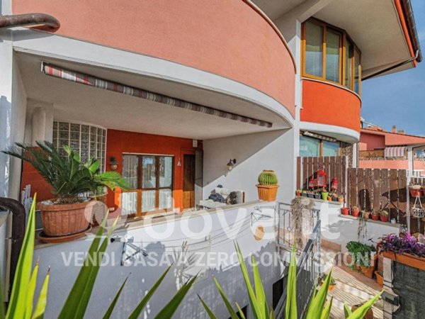 casa indipendente in vendita a Santa Marinella