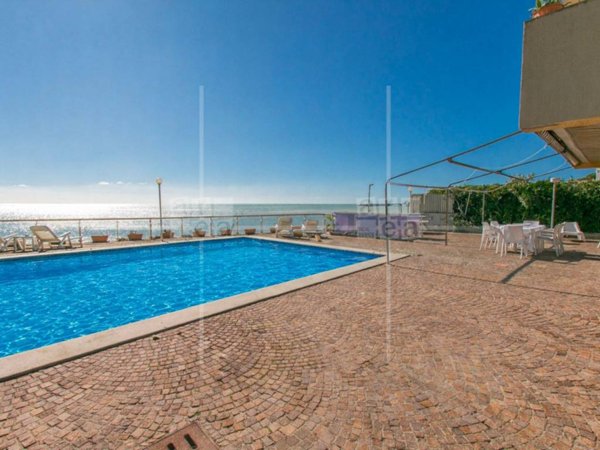 casa indipendente in vendita a Santa Marinella