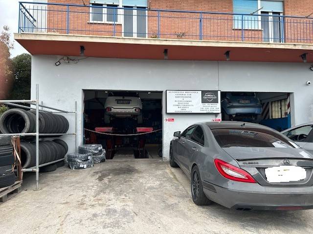 negozio in vendita a Santa Marinella