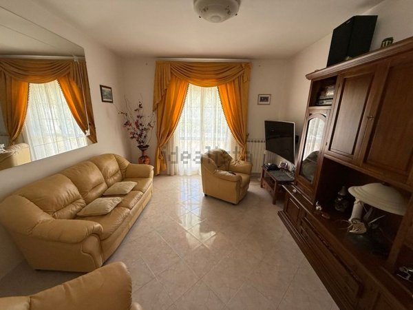 casa indipendente in vendita a Santa Marinella