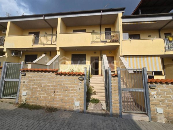 casa indipendente in vendita a Santa Marinella