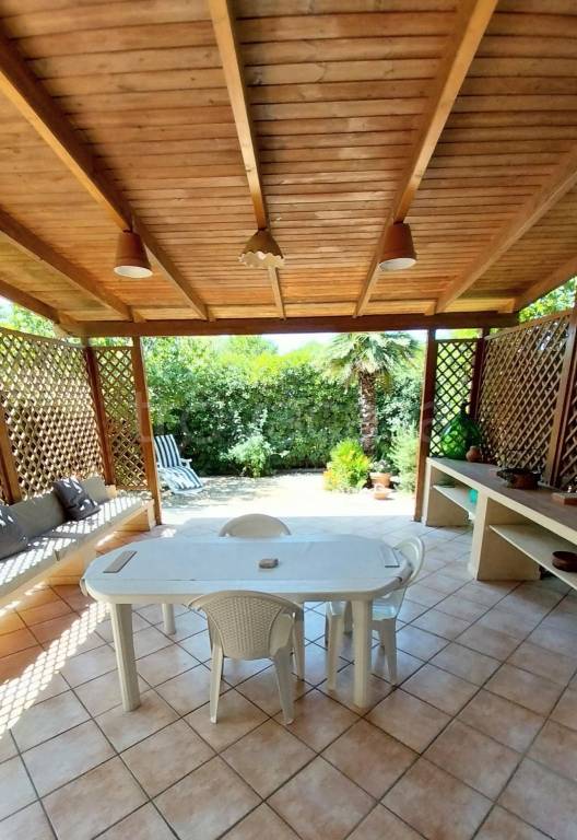 casa indipendente in vendita a Santa Marinella