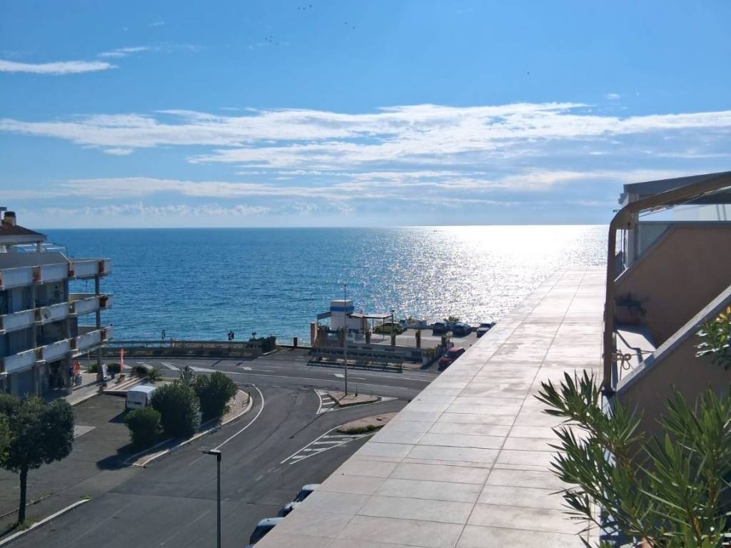 appartamento in vendita a Santa Marinella