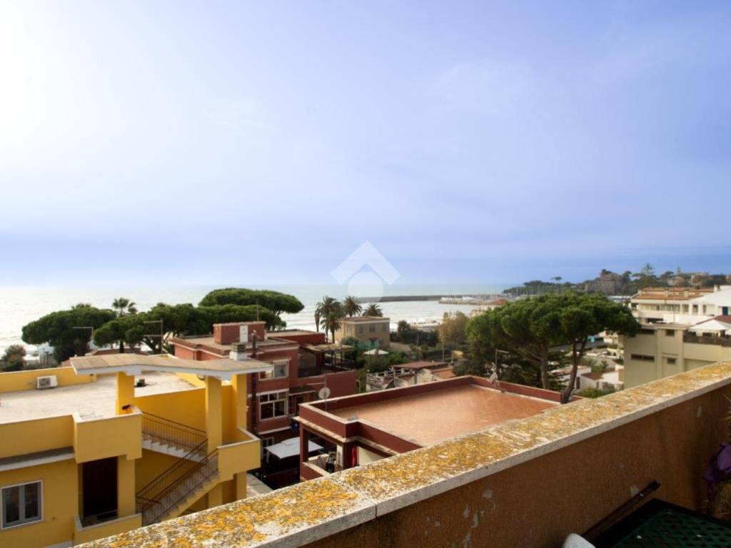 appartamento in vendita a Santa Marinella