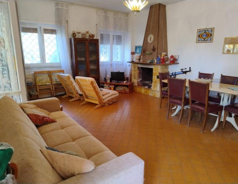 casa indipendente in vendita a Santa Marinella in zona Santa Severa