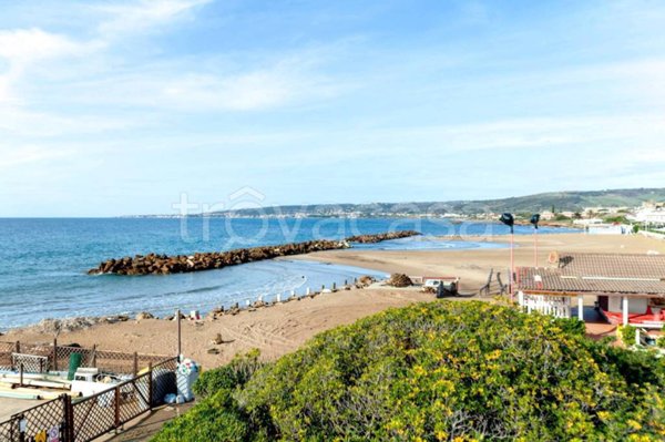 casa indipendente in vendita a Santa Marinella in zona Santa Severa
