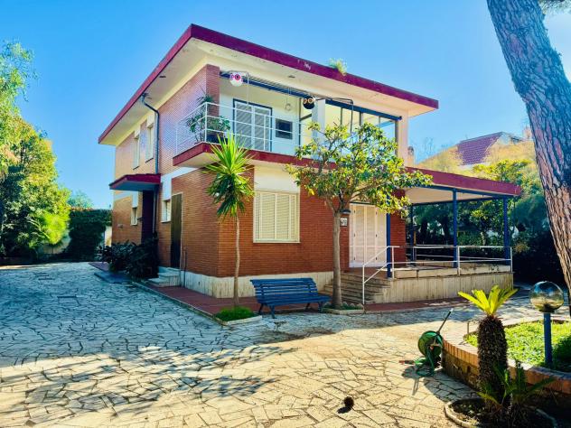 casa indipendente in vendita a Santa Marinella